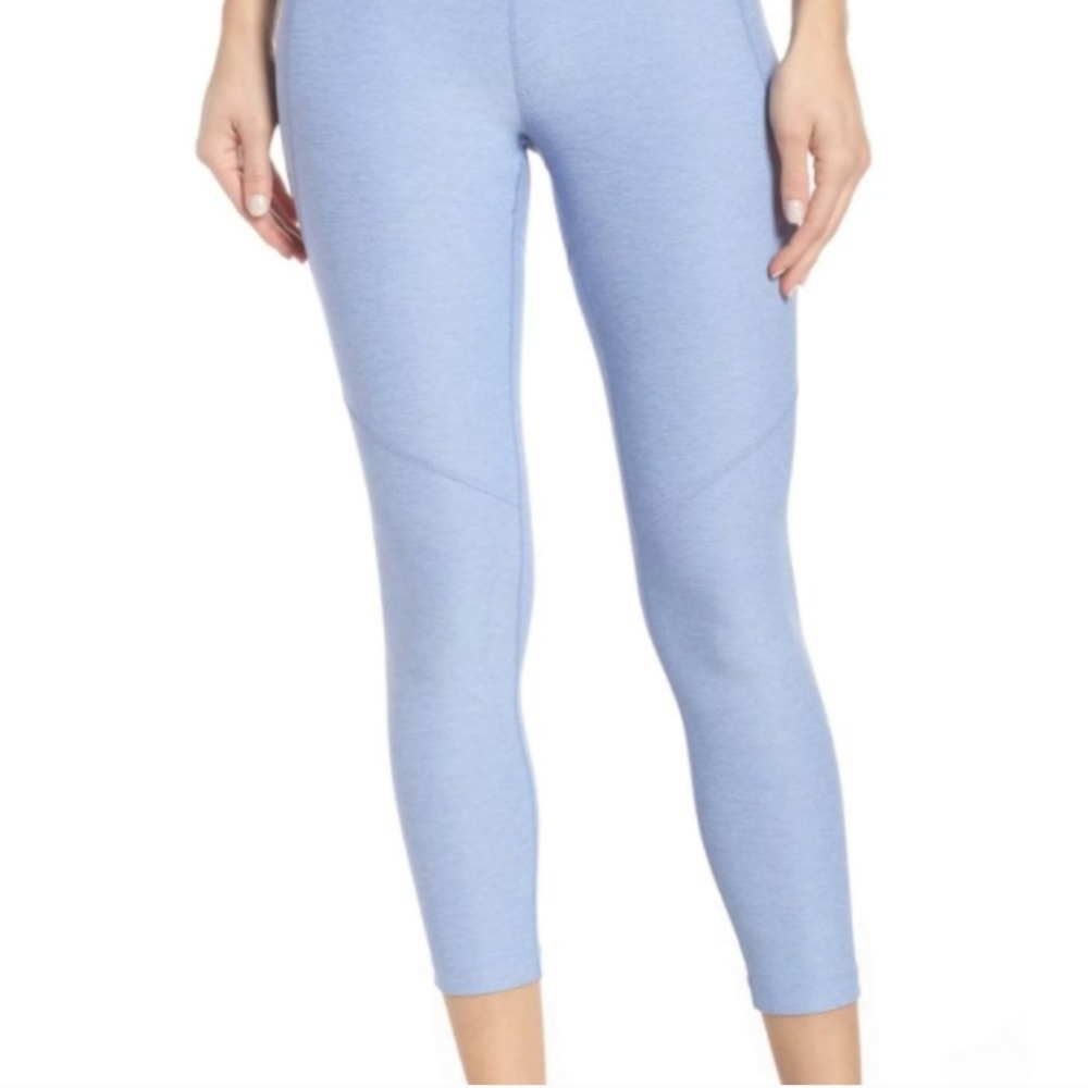 Outdoor Voices Light Heathered Blue 3/4 Warmup Leggings Size Medium
